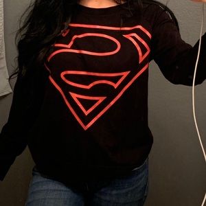 Supermán long sleeve black and red shirt
